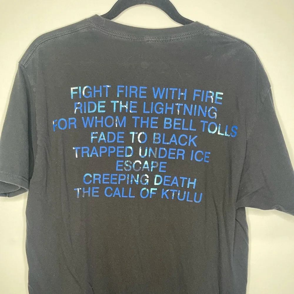 Large Metallica ride the lightning tee shirt. - Picture 2 of 5